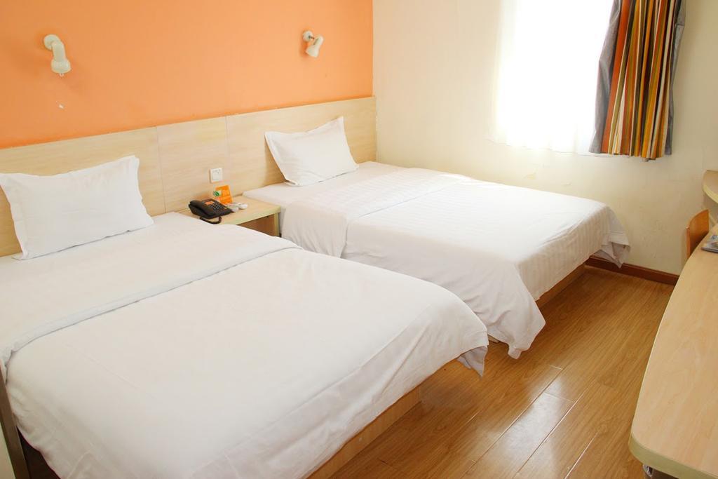 7Days Inn Dalian Gangwan Square Station Port ภายนอก รูปภาพ